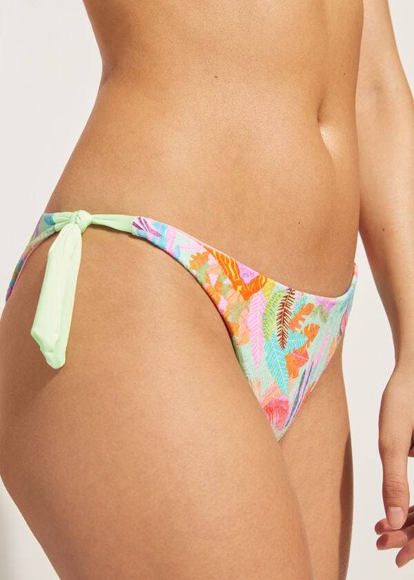 calzedonia bikinihose mit seitlichen bändern brasilianischem blattwerkmuster tahiti-design grün